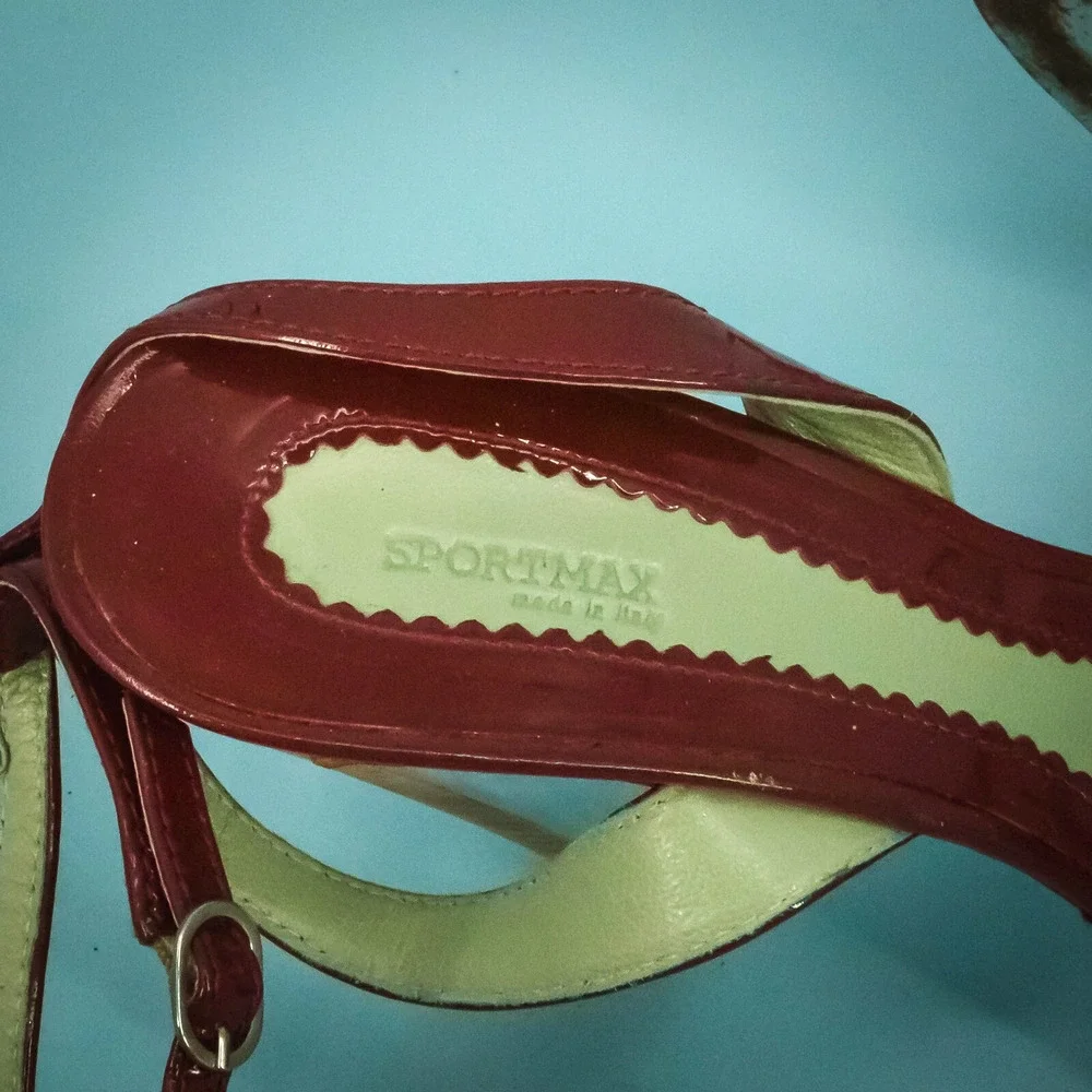 Sportmax Max Mara 40 Size 10 Pink Patent Leather Fringe Strappy High Heel Sandal